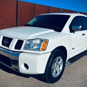 2005 Nissan Armada SE